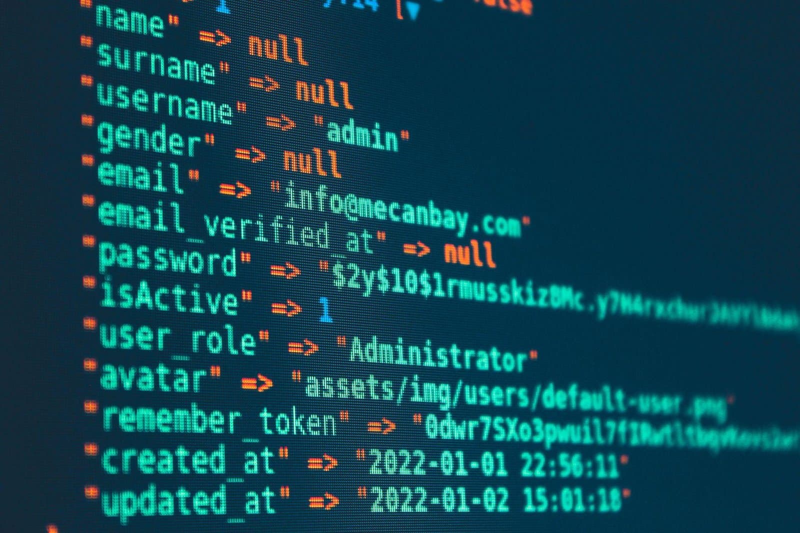Laravel Refreshable Locks Fix the Choice Between Expiring Too Soon and Too Late